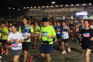 BIB: 
                            <button type="button" onclick="openModal(24193305)" class="btn btn-primary btn-sm float-right btn-popup" data-toggle="modal" data-target=".modal-high-quality">
                        <i class="fas fa-shopping-cart"></i> Add to Cart
                    </button>
                                            <button type="button" onclick="isThisMe(24193305, true)" class="btn btn-success btn-sm float-right btn-popup btn-isme hidden" data-toggle="tooltip" data-placement="bottom" title="นี่คือรูปของคุณใช่ไหม คลิกที่นี่เพื่อเอาเข้าอัลบั้ม">
                        <i class="fas fa-plus"></i> Add to album
                    </button>
                    <button type="button" onclick="isThisMe(24193305, false)" class="btn btn-warning btn-sm float-right btn-popup btn-isnotme hidden">
                        <i class="fas fa-ban"></i> Remove from album
                    </button>